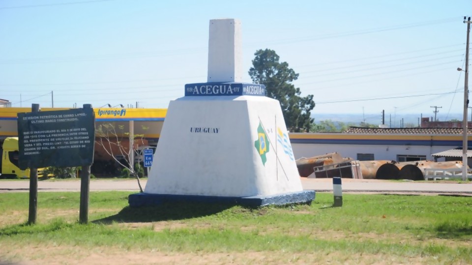 El COVID-19 desafía la frontera de Cerro Largo —  La Entrevista — Más Temprano Que Tarde | El Espectador 810