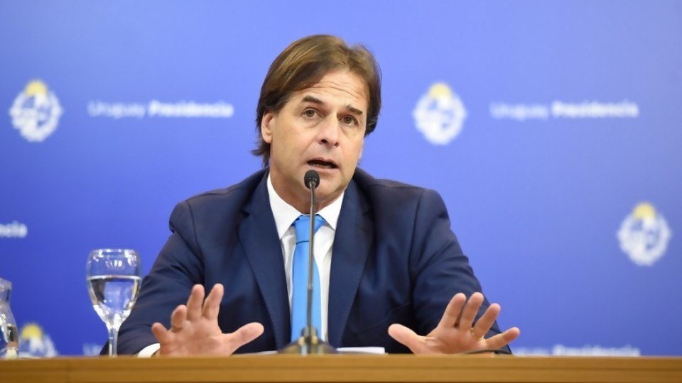 Lacalle y su cintura técnica: ¿quita de beneficios de IVA no es aumento de impuestos? —  Departamento de Periodismo de Opinión — No Toquen Nada | El Espectador 810