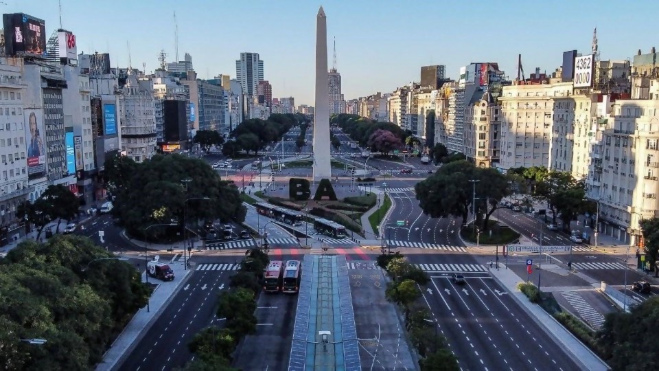 Aumento de casos de COVID 19 en Argentina y el manejo del gobierno —  La Entrevista — Más Temprano Que Tarde | El Espectador 810