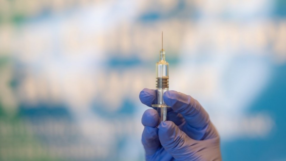 ¿Cómo funciona el mecanismo COVAX para accede a vacuna contra el COVID 19? — Informes — No Toquen Nada | El Espectador 810